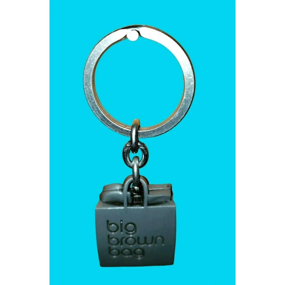 Vintage Bloomindale's Big Brown Bag Pewter KEY RING KEY-CHAIN HOLDER Bloomes NEW